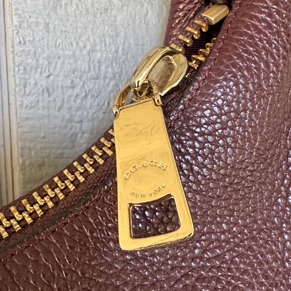 Coach Burgundy Pebbled Leather Shoulder Hobo with Gold Hardware - Picture 5 of 9